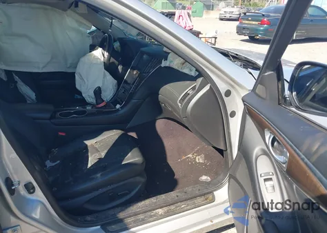 2019 Infiniti Q50 3.0T Luxe z USA, uszkodzony, nr VIN JN1EV7AP0KM518412